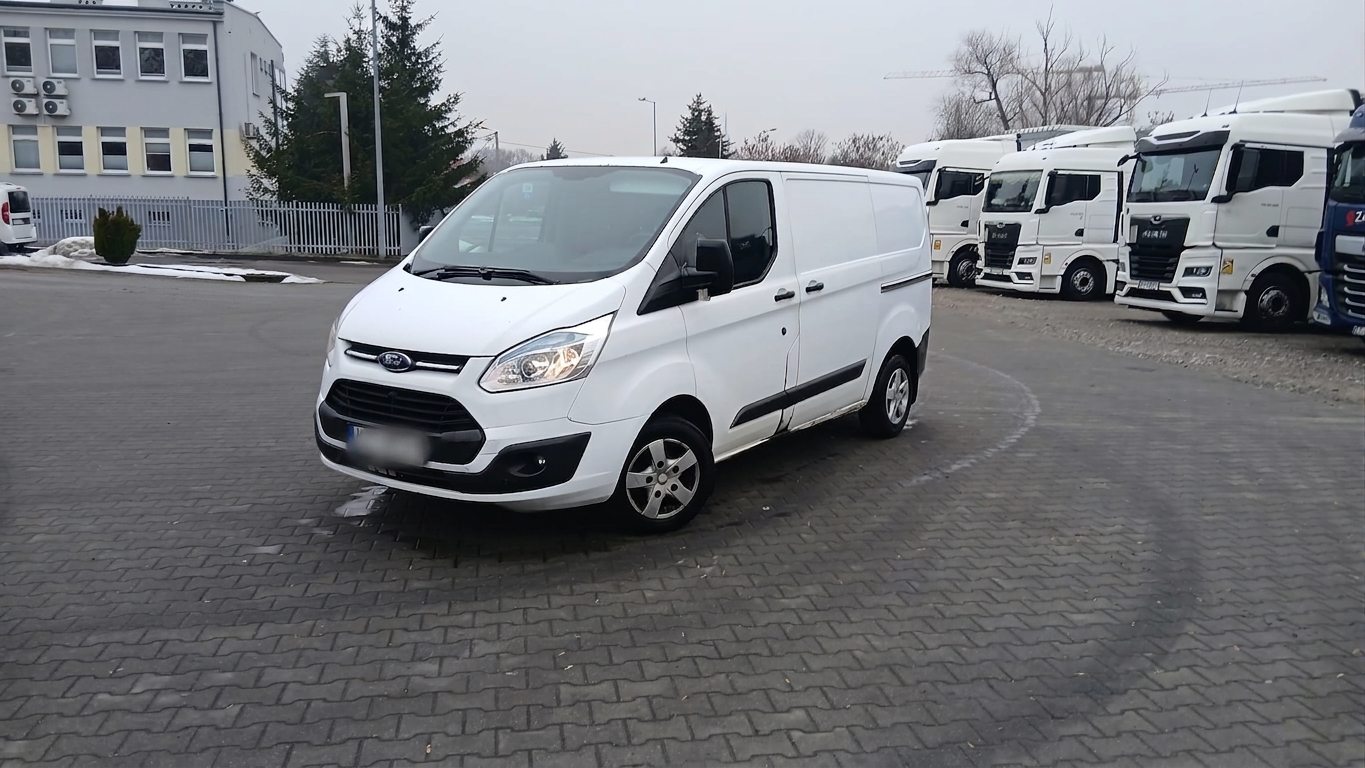 Ford Transit Custom - zdjęcie 1