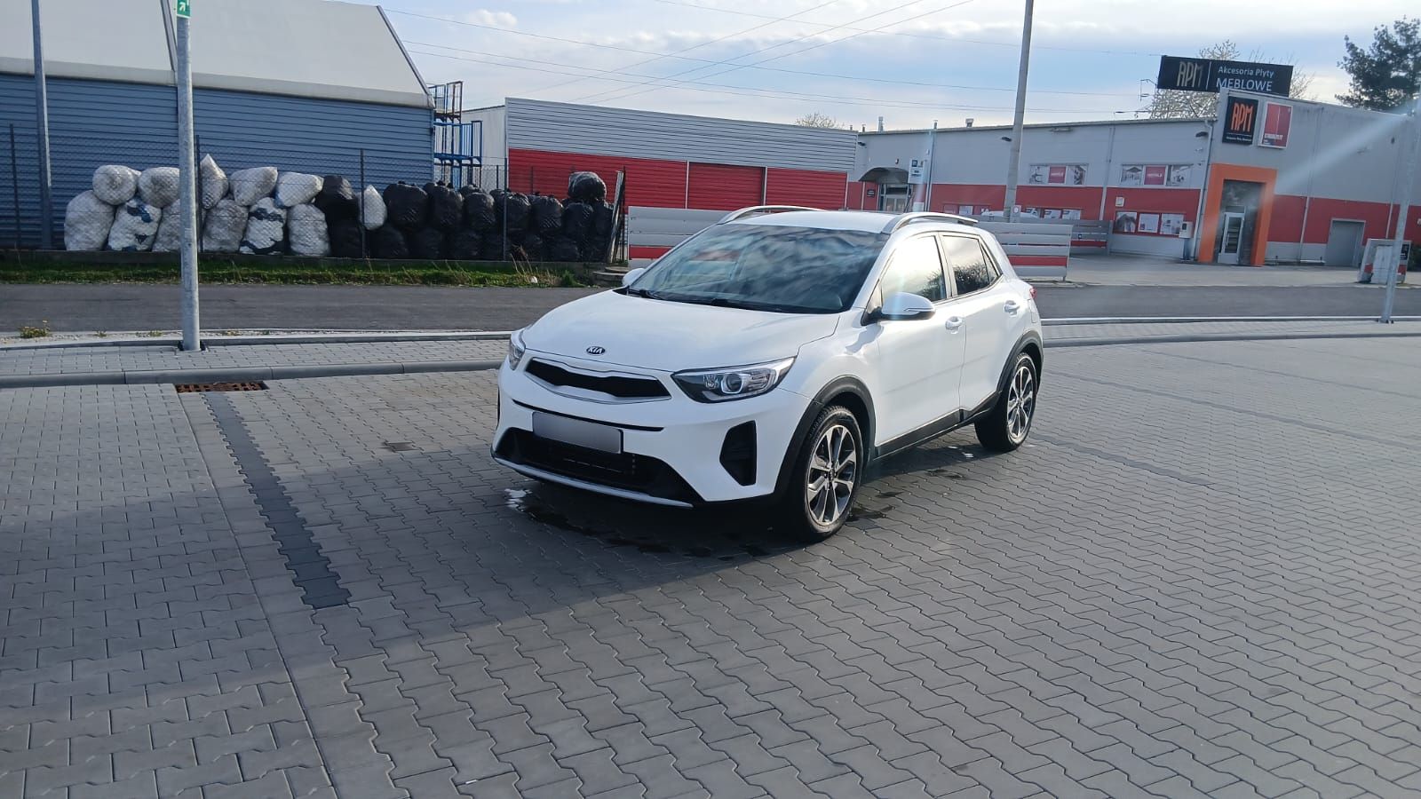 Kia Stonic - zdjęcie 1